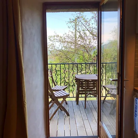 Dans Ancienne Maison Apartment Rocles (Ardeche)